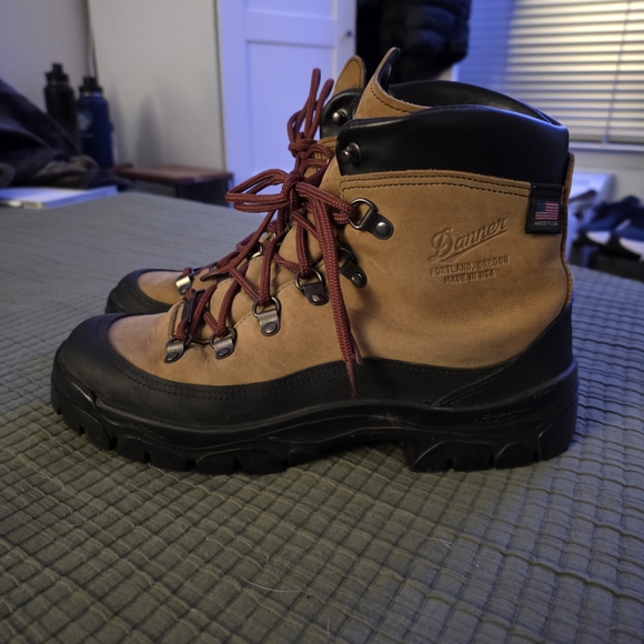 Danner Men's Crater Rim 6" Hiking Boots - Picture 7 of 8